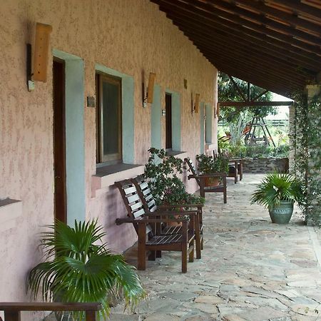 Mal Abrigo Estancia Turistica Finca Piedra المظهر الخارجي الصورة